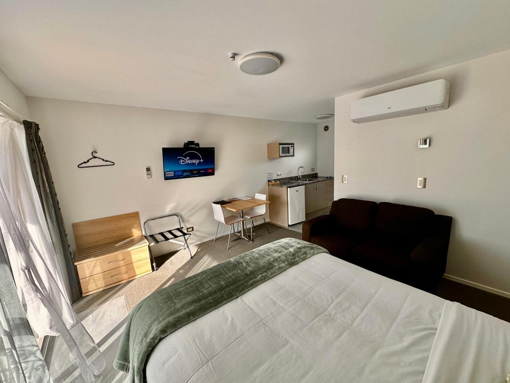 The Olive Motel Coromandel Екстериор снимка