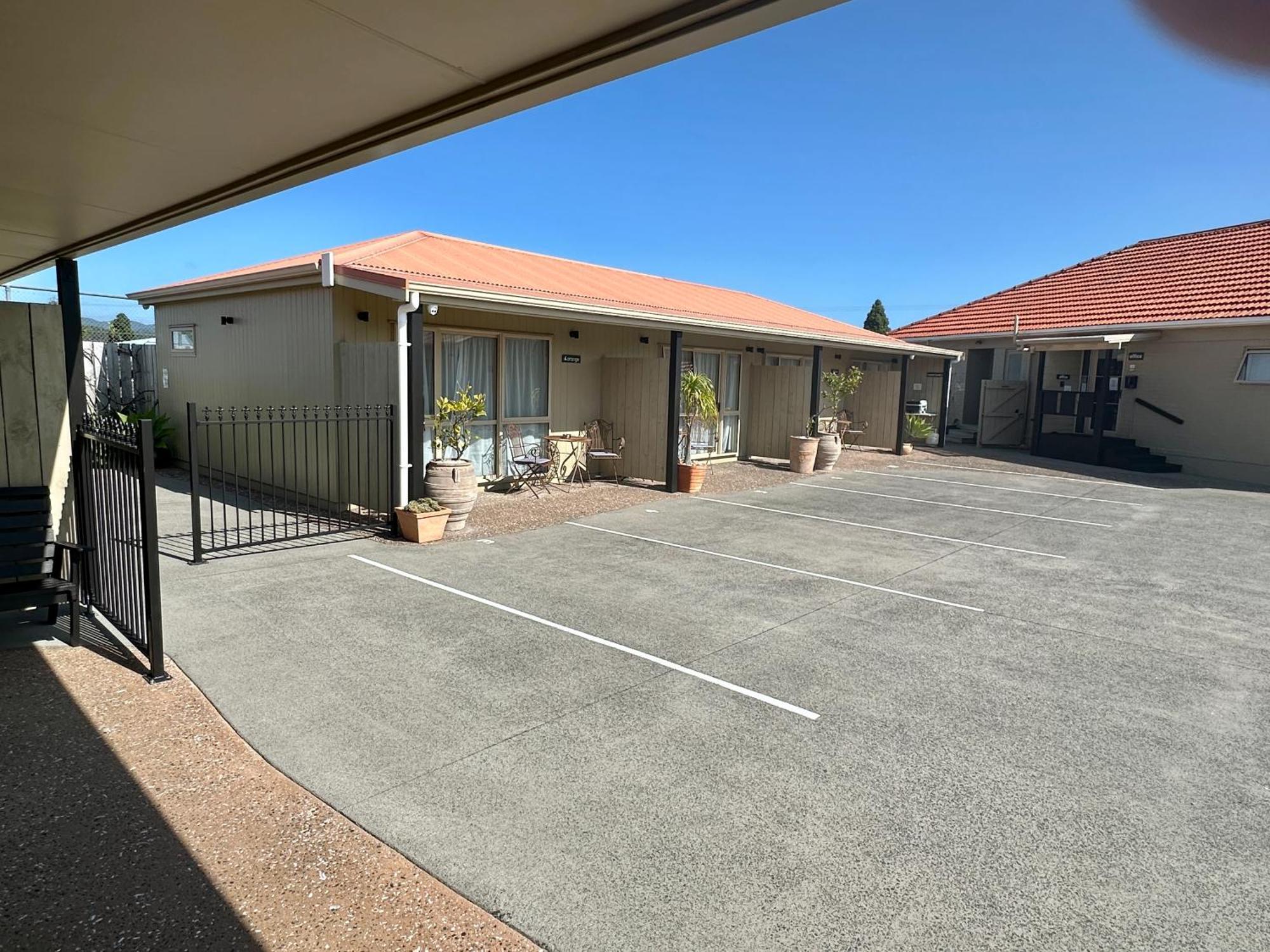 The Olive Motel Coromandel Екстериор снимка