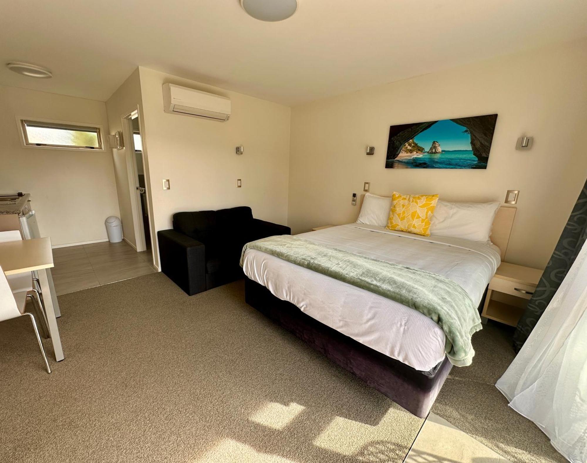 The Olive Motel Coromandel Екстериор снимка