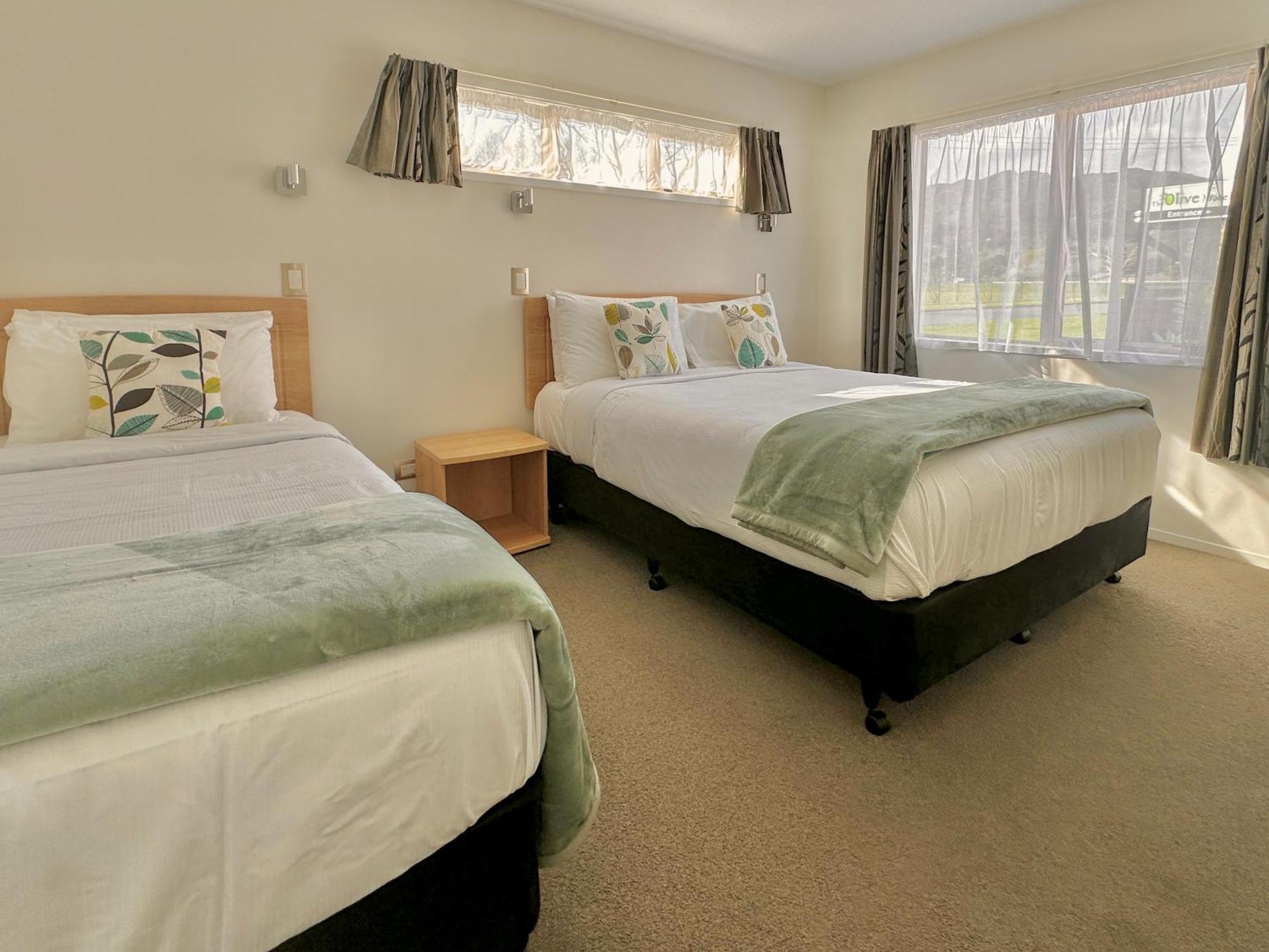 The Olive Motel Coromandel Екстериор снимка