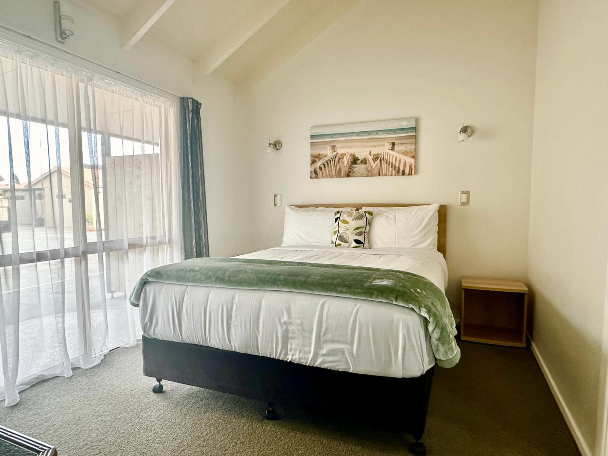 The Olive Motel Coromandel Екстериор снимка