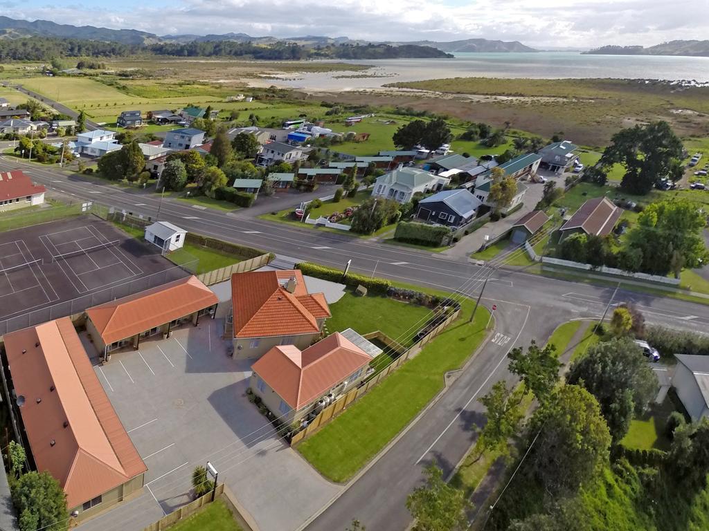 The Olive Motel Coromandel Екстериор снимка