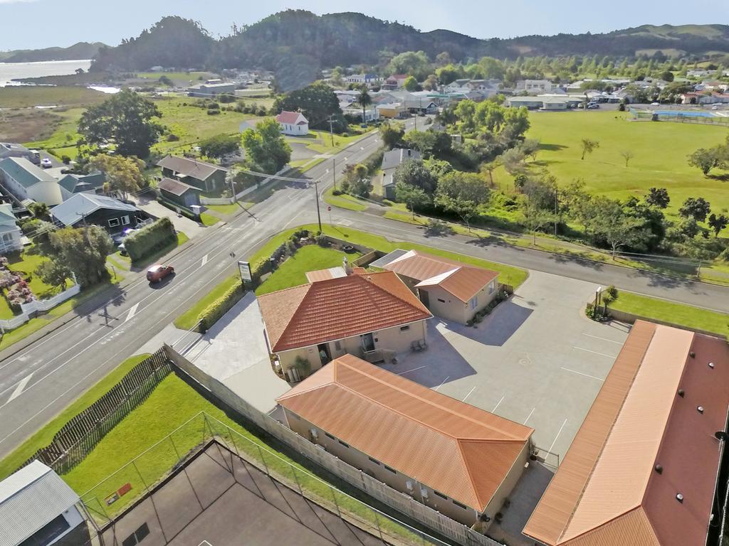 The Olive Motel Coromandel Екстериор снимка