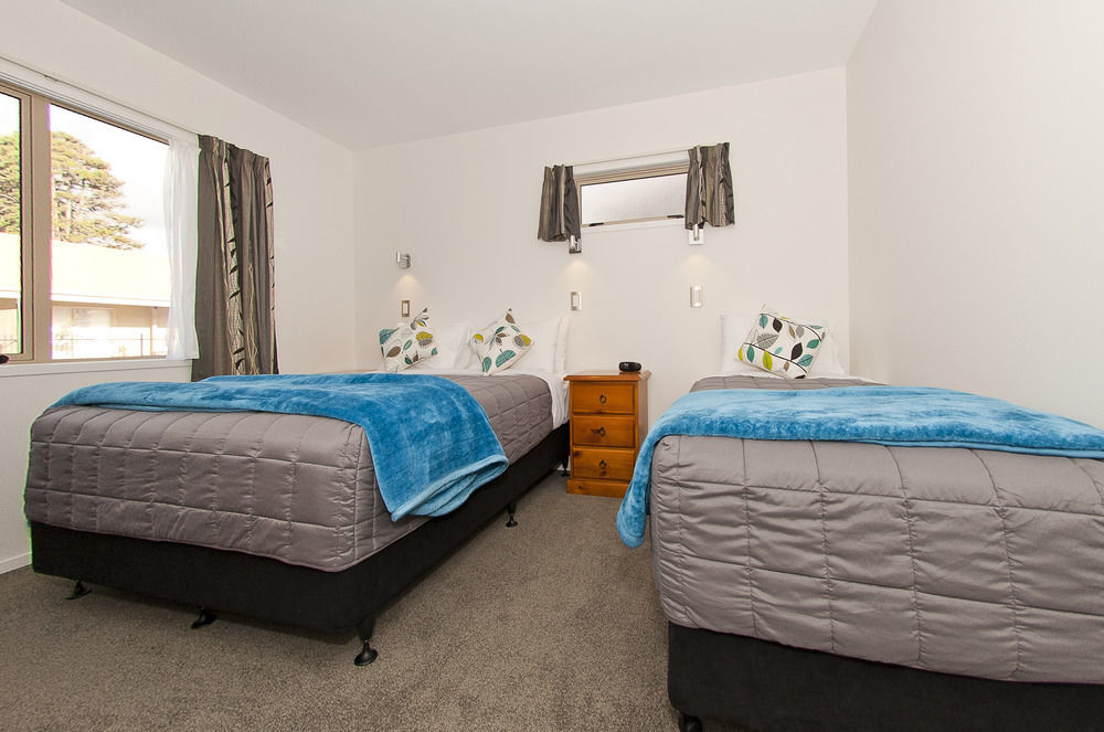The Olive Motel Coromandel Екстериор снимка