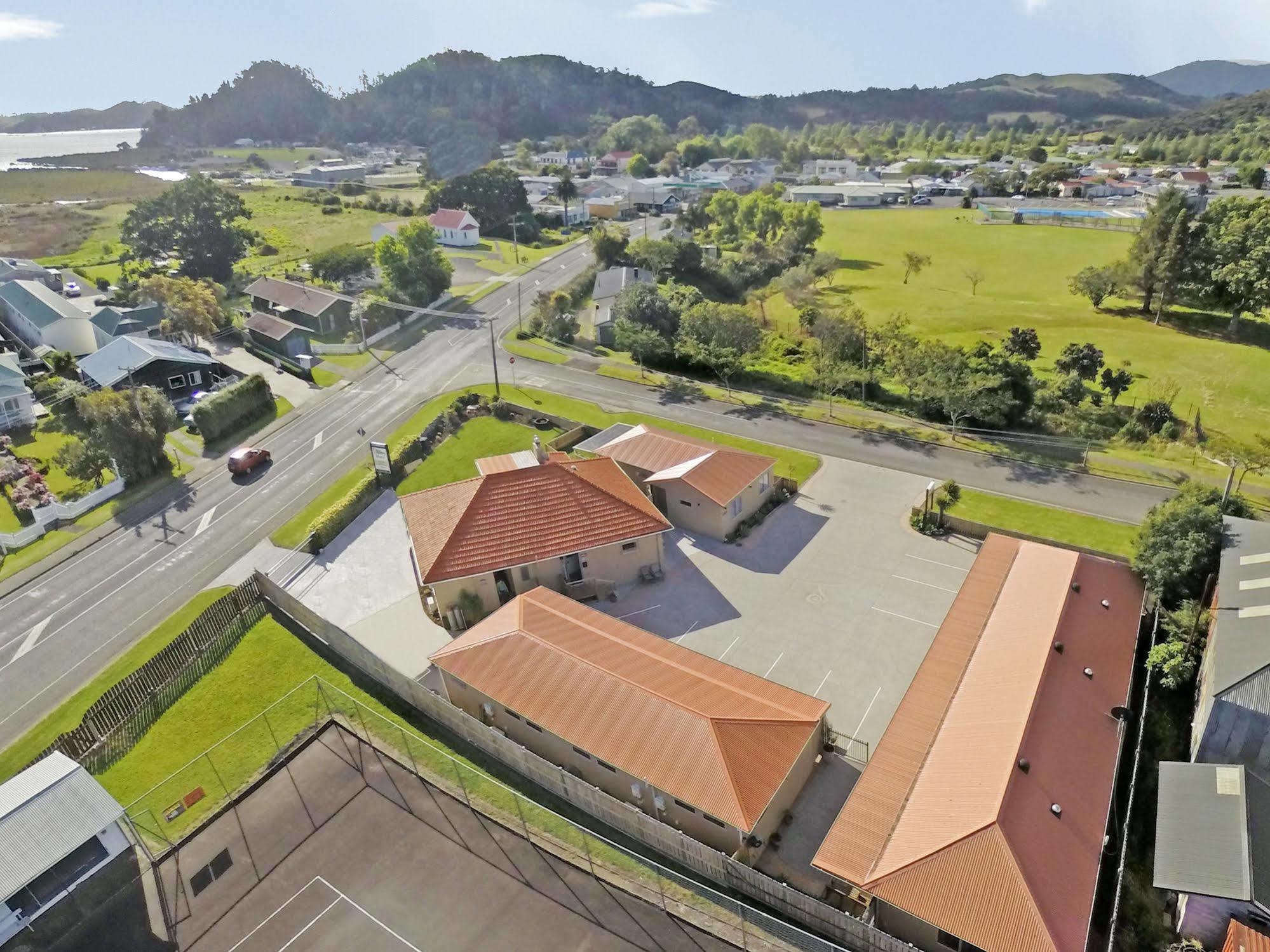 The Olive Motel Coromandel Екстериор снимка